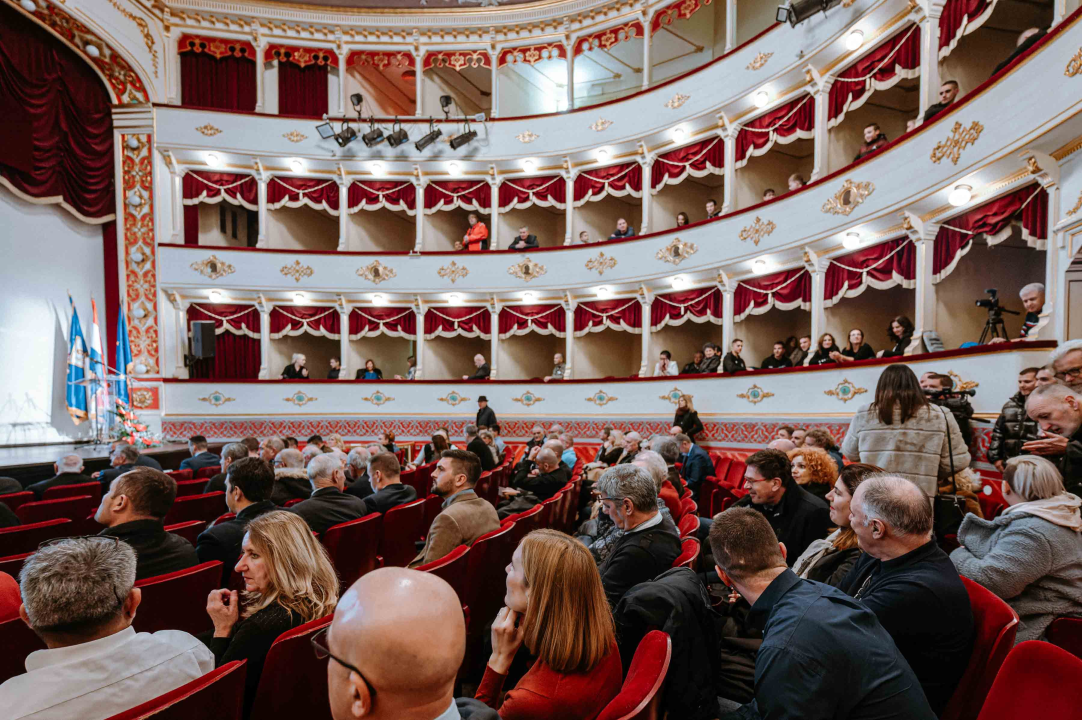 Veslači ušli u šibenski klub stogodišnjaka: ‘Svakog dana nešto za Krku’ 