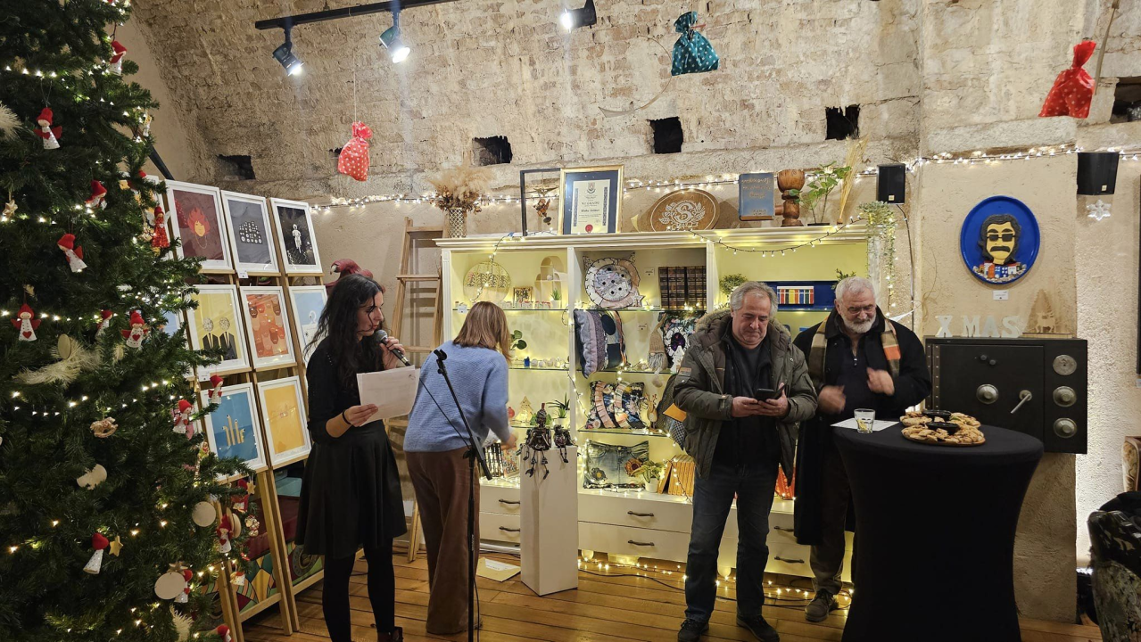 U Azimutu otvorena jedinstvena art &amp; craft izložba 'Božićni tinel'