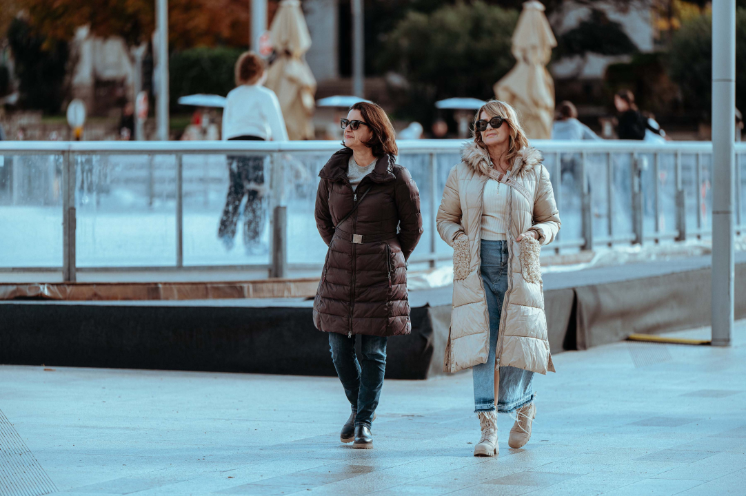 Lijepe Šibenčanke pokazat će vam koji se kaputi nose ove zime!