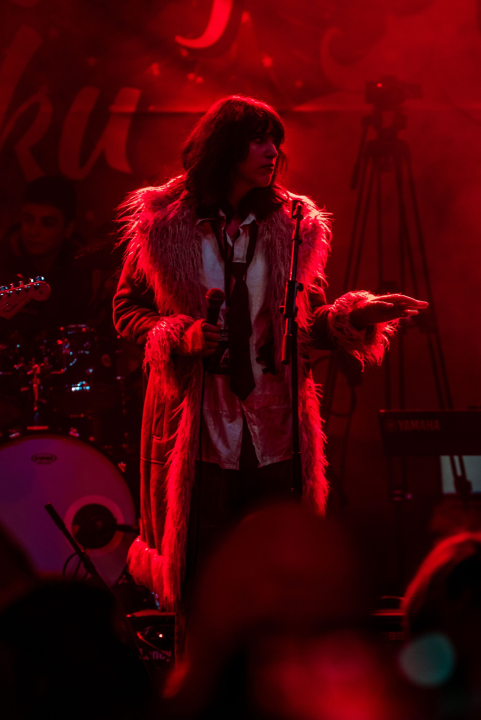 Šibenski srednjoškolski bendovi u maniri rock zvijezda napunili park