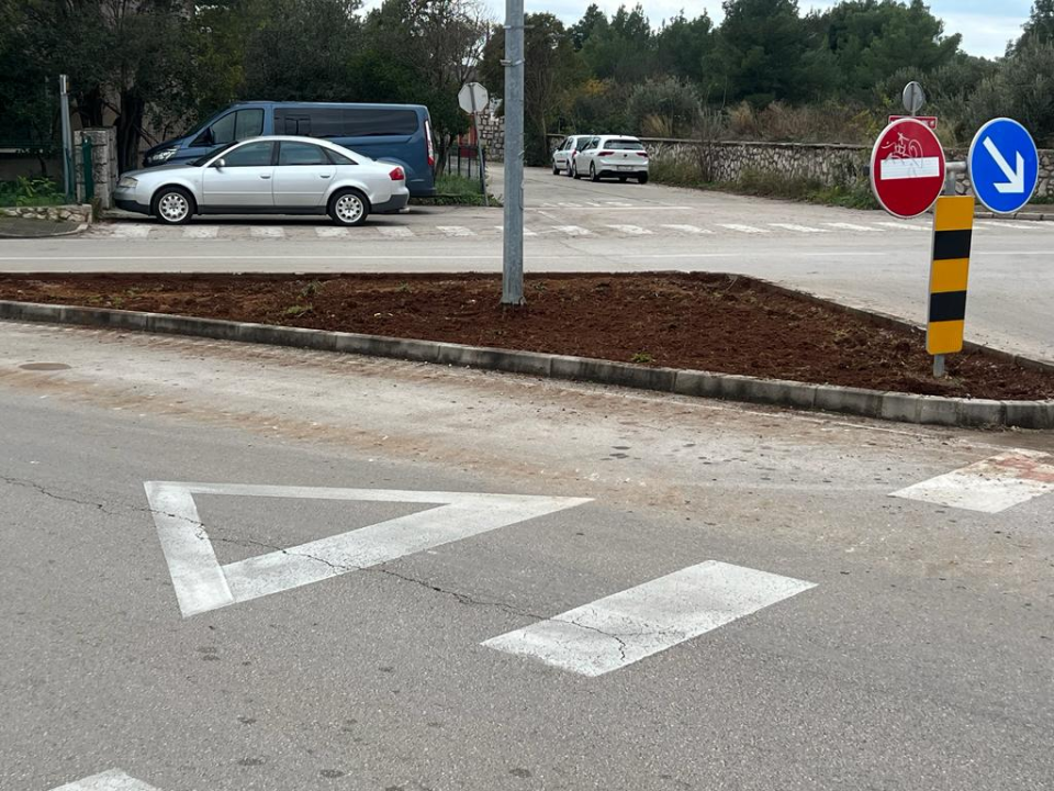 Zeleni grad uređuje površine u Crnici