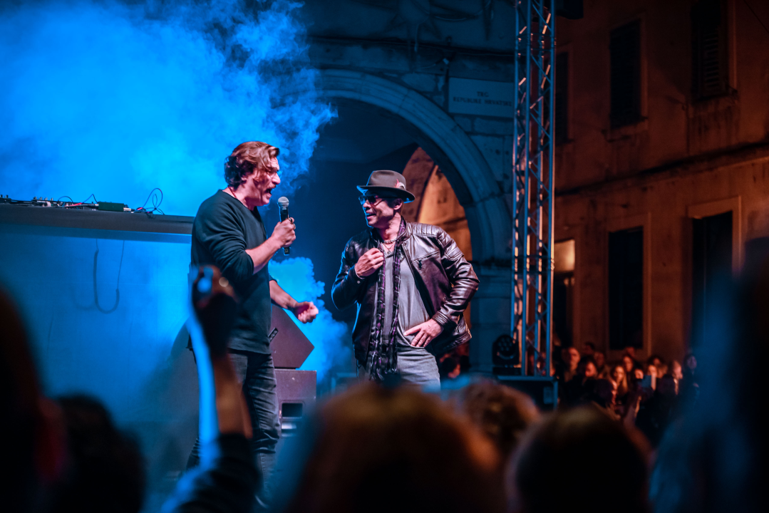 Spektakularan uvod u najluđu noć u godini: Parov Stelar oduševio Šibenčane  