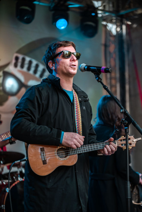 'Jedinstveni spoj starosti i neiskustva': Teke Yeke rasplesali sve u Parkiću 