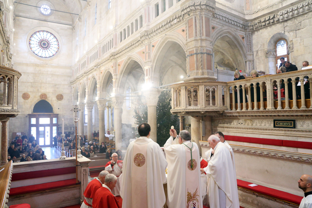 Biskup na Novu Godinu predvodio misu