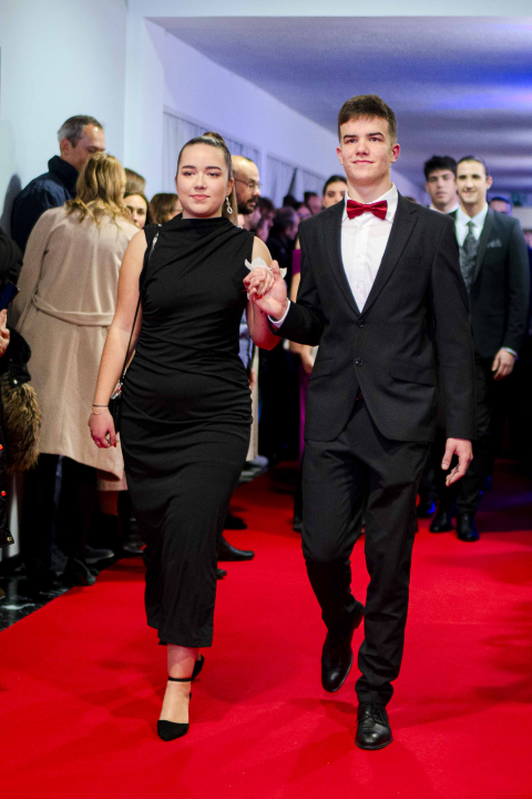 Zavirite na blještavi maturalni ples Tehničke škole Šibenik (1)