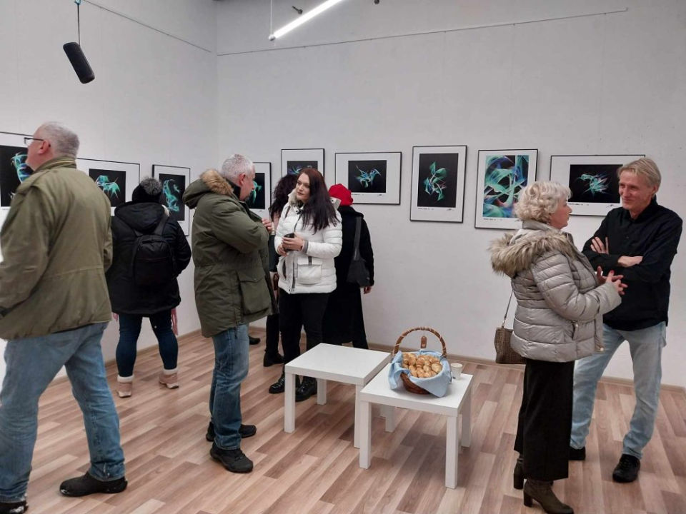 Originalnom izložbom Hoyka predstavio svoje kvantne životinje u Kninu