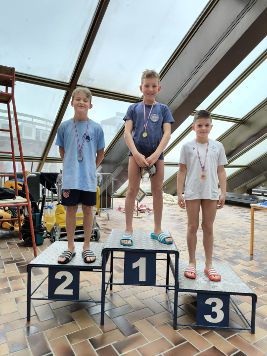 Klarić, Džepina, Stegić, Šupe i Koloper okitili se medaljama na domaćem bazenu 