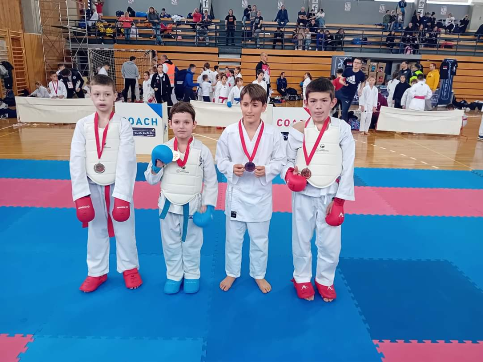 Murterski karataši osvojili tri medalje na turniru koji je okupio 491 natjecatelja
