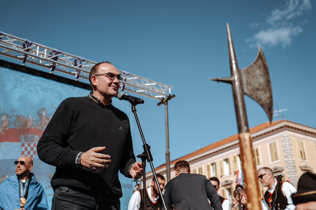 Šibenčani masovno dočekali svjetske prvake, Tucak: 'Gdje god pođem osjećam ljubav koju mi pružate'