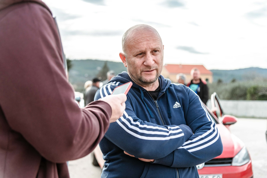 Stanovnici Južne Dubrave u prosvjedu: 'Ljeti se ne možemo ni istuširati, a tko zna kakvu vodu pijemo' 