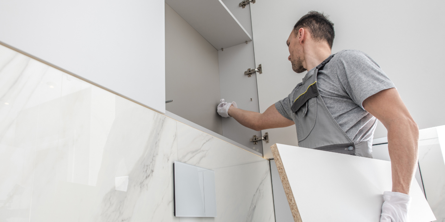 Ludilo u Građi za 8. mart: Što to privlači mase?