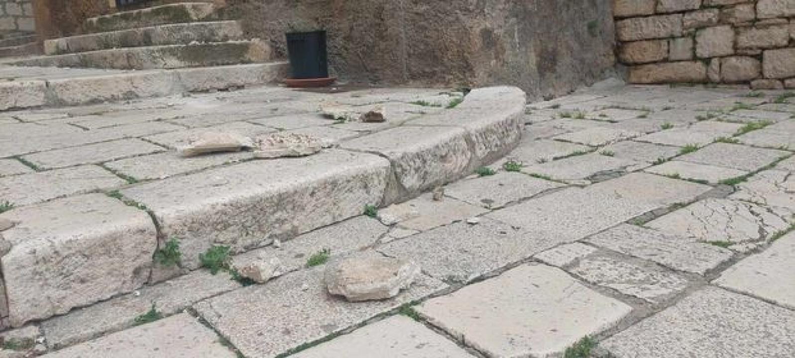 Izbjegavajte Goricu kod sv. Krševana, padaju komadi fasade 