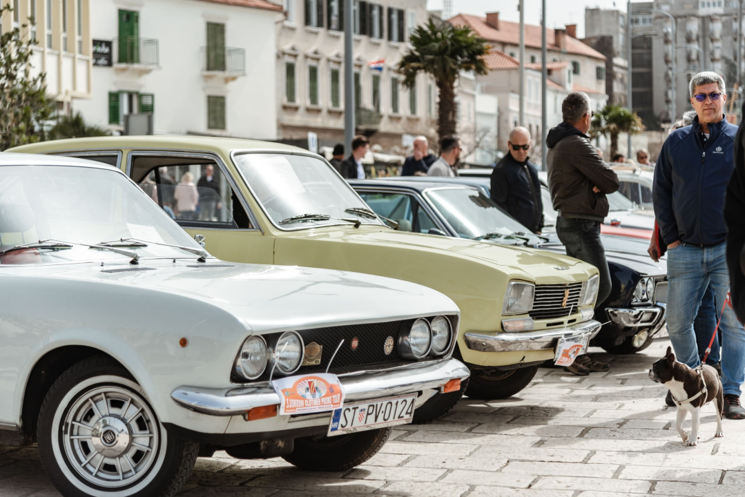 Oldtimeri izazvali veliki interes među Šibenčanima