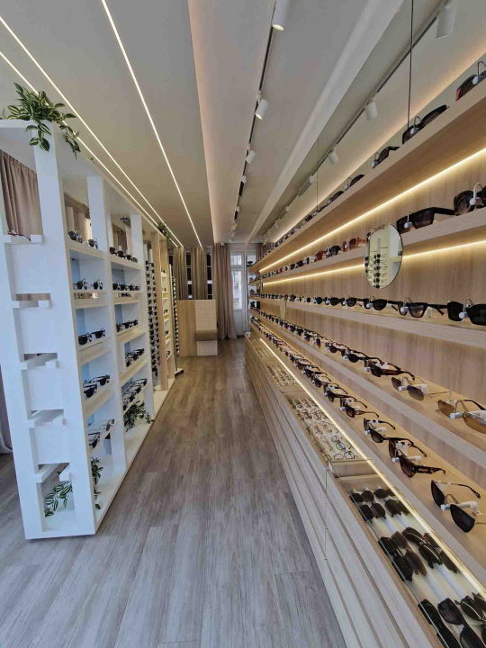 Posjetite Optiku Ercegović u Vodicama i zablistajte s novim naočalama!