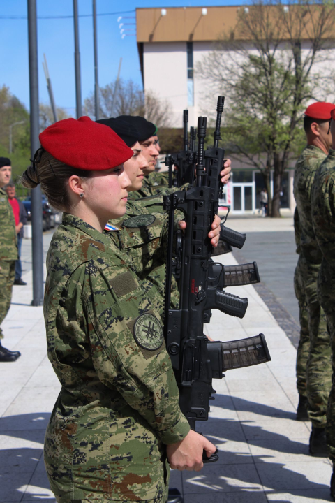 U Kninu svečano obilježena 17. obljetnica ustrojavanja Gardijske mehanizirane brigade