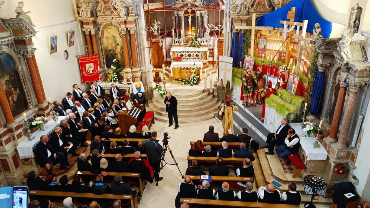 U Vodicama održana smotra crkvenog pučkog pjevanja 'Puče moj'