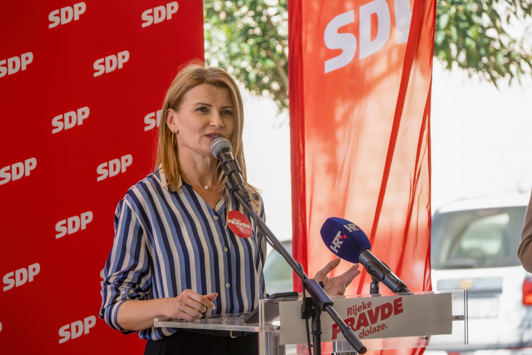 Rijeke pravde u Šibeniku: 'U srijedu HDZ šaljemo daleko od naših novaca, daleko od krađe. Ne trebaju Hrvatskoj ni Orban ni Vučić'