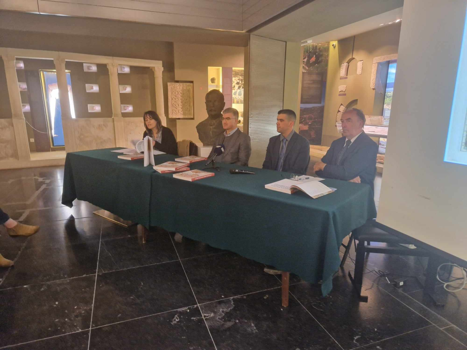 Predstavljen Katalog Kartografske zbirke Muzeja grada Šibenika autora Bruna Brakusa