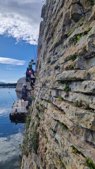 Tvrđava sv. Nikole se priprema za sezonu: Njene zidine očišćene od raslinja, trave... 