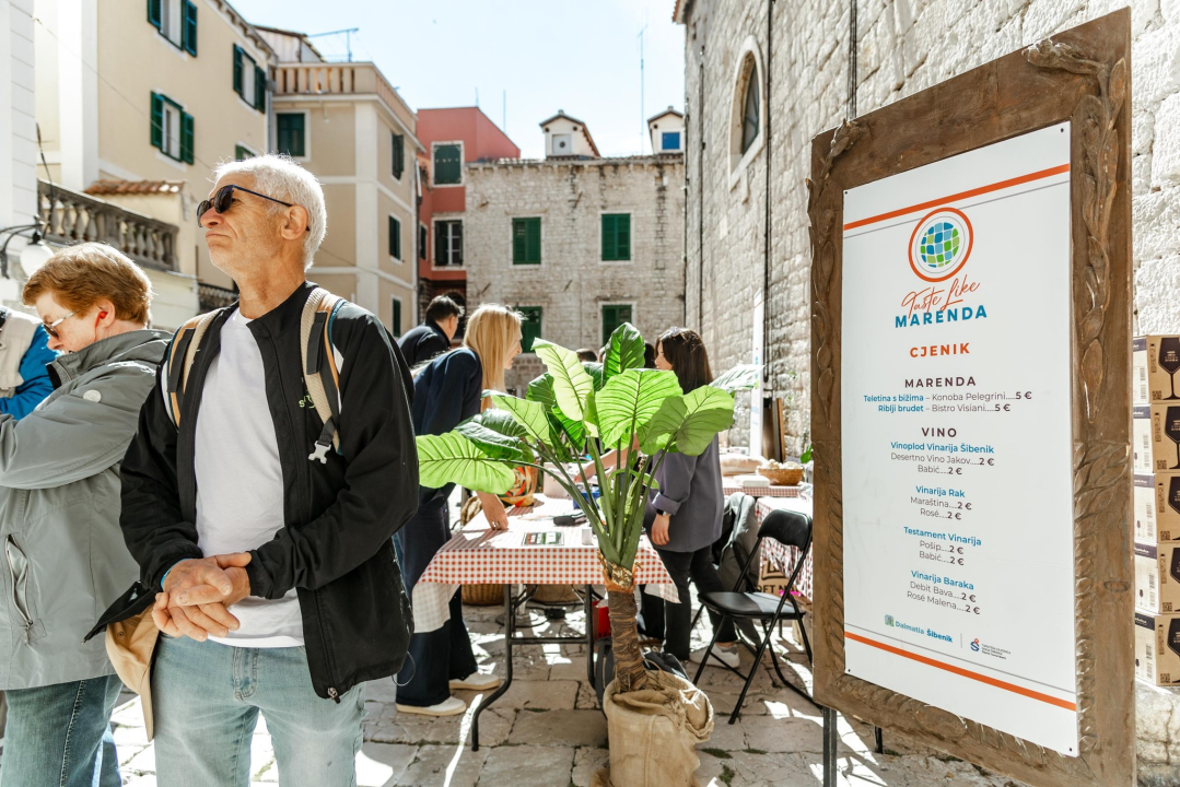 Marenda na Maloj loži: Tradicionalni recepti, klapa, radionice...