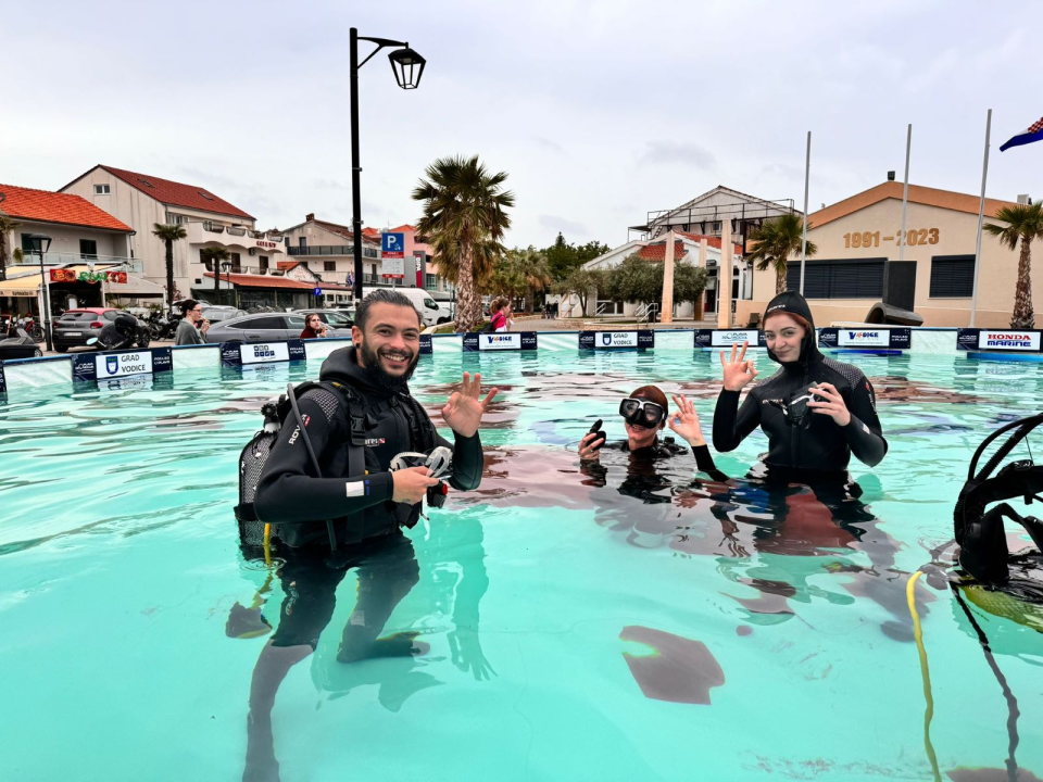 Pogled u plavo i velika ekološka akcija čišćenja vodičkog podmorja 