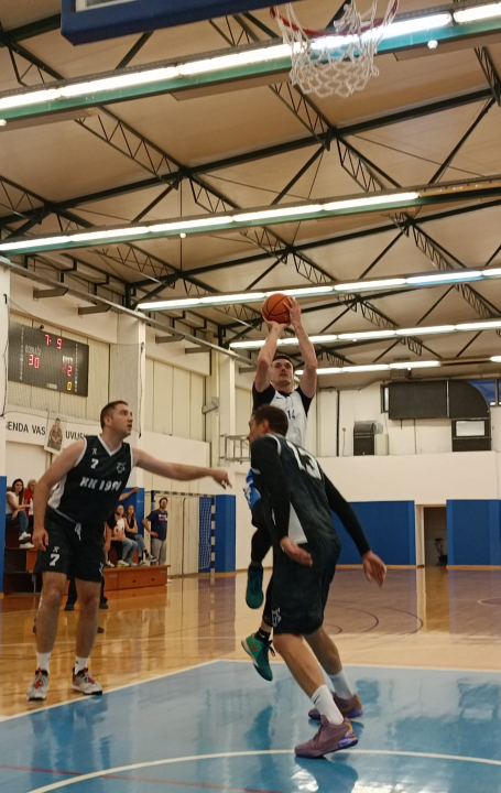 Karika osvojila Šibensku rekreativnu košarkašku ligu