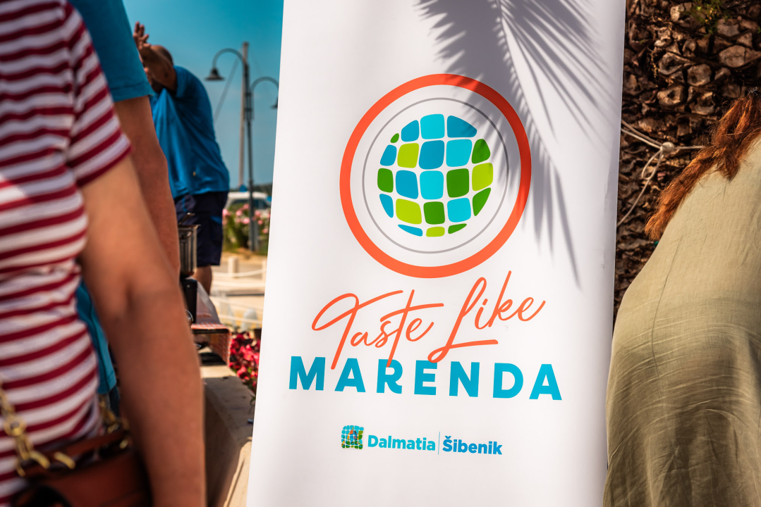 Pogledajte atmosferu jučerašnje marende u Rogoznici!