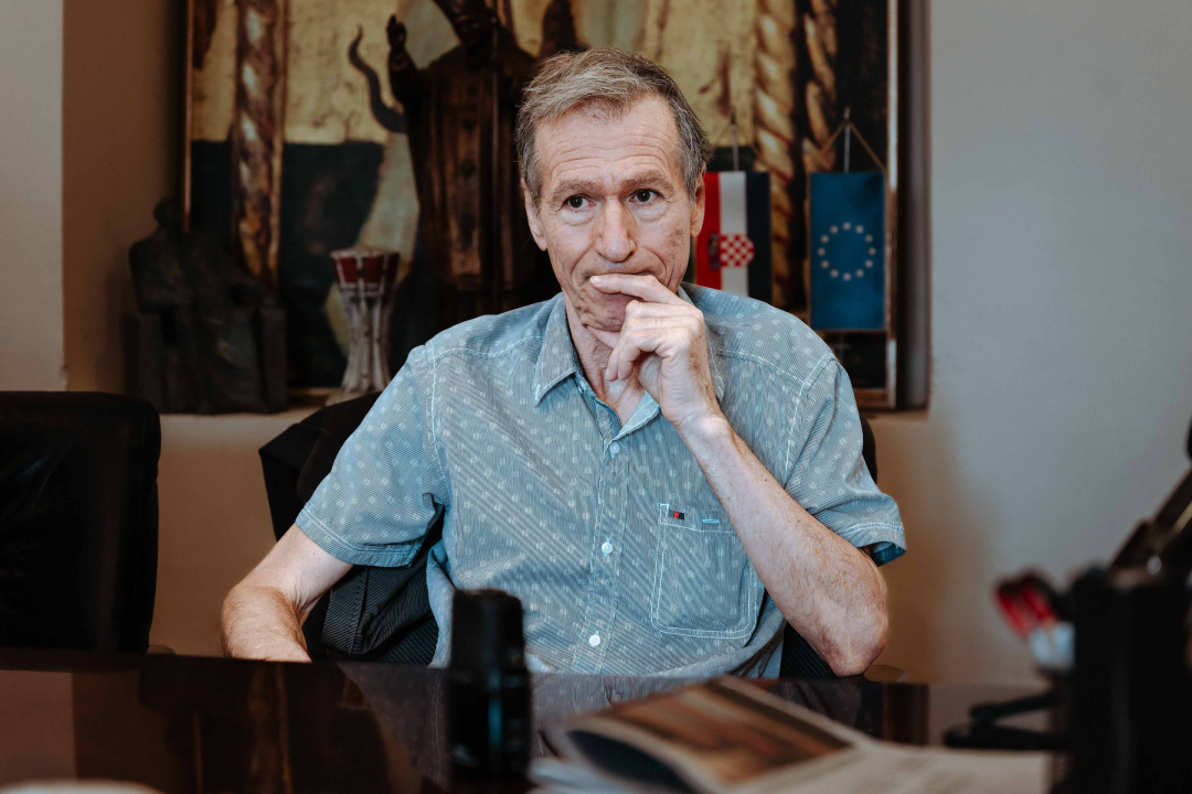 Vilijam Lakić je zaista institucija, danas mu je zadnji dan u knjižnici