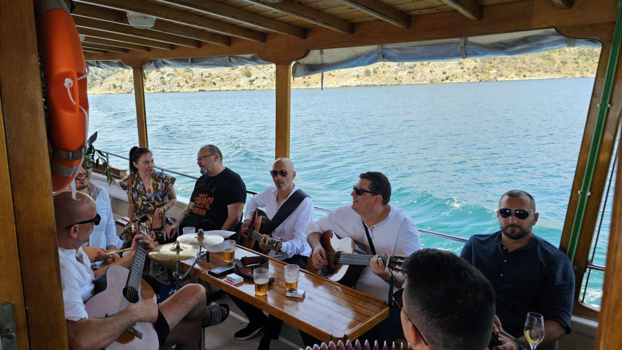 Turizam u Dalmaciji počeo je prije 180 godina u Šibeniku, a danas smo prošli rutom prvih turista