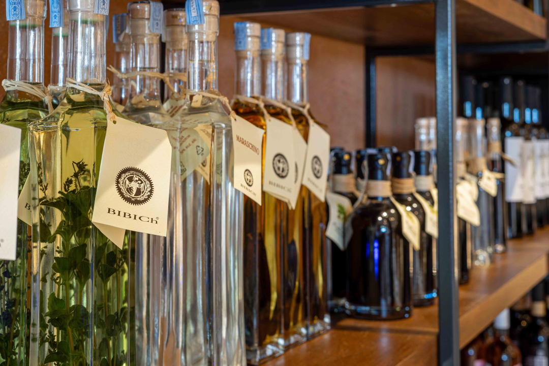 Provedite ugodne večeri na terasi restorana Mlin Montanari uz svirke uživo