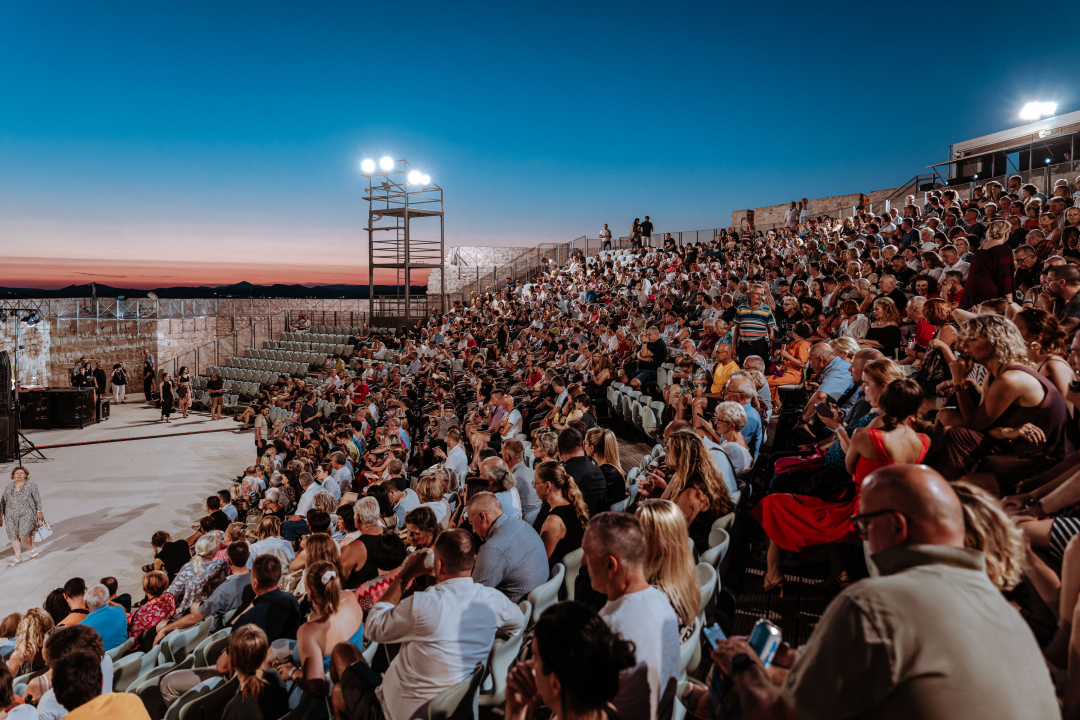Stefanovski i Tadić na Mihovilu: Virtuozno glazbeno putovanje Balkanom