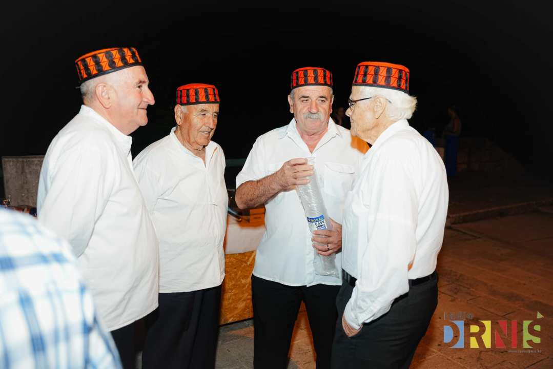 U Drnišu održana fešta od spize i pisme