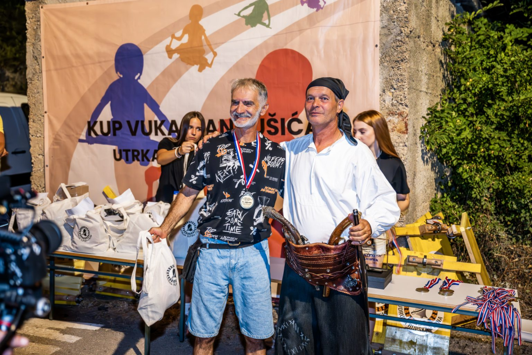 Više od 50 natjecatelja utrkivalo se na karićima kroz Rupe