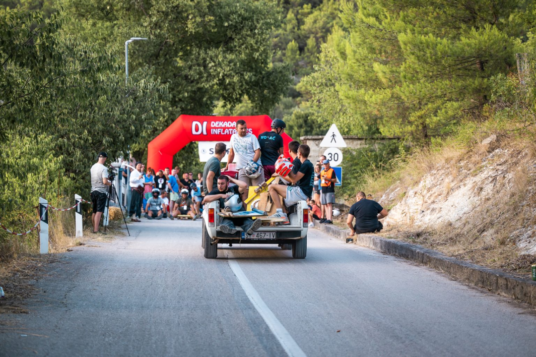 Više od 50 natjecatelja utrkivalo se na karićima kroz Rupe