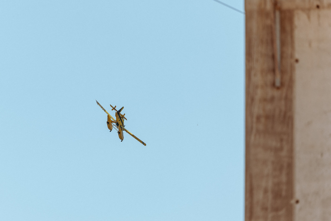 Požar i dalje aktivan, no pod kontrolom je vatrogasaca: Izgorjela je površina od oko 3,5 hektara