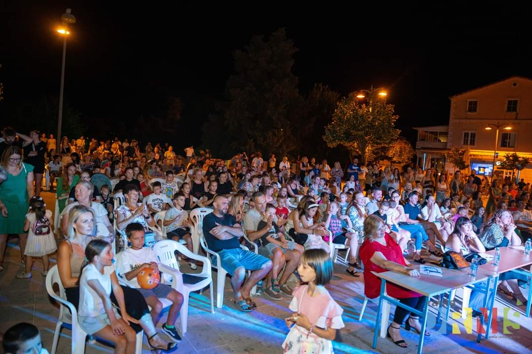 Jakov Marjanović s Rim Tim Tagi Dim pobjednik Minifesta Radio Drniša