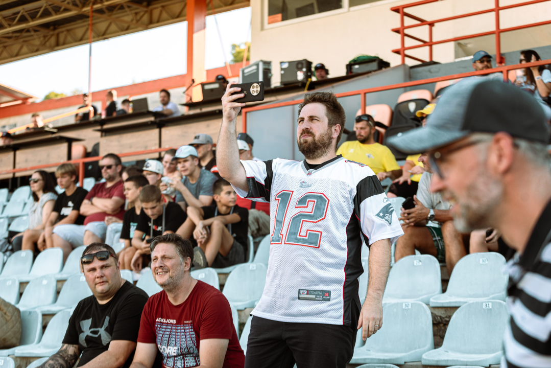 Američki nogomet na Šubićevcu vizualno zanimljiv, rezultatski ne: Madrid uvjerljiv protiv Hamburga