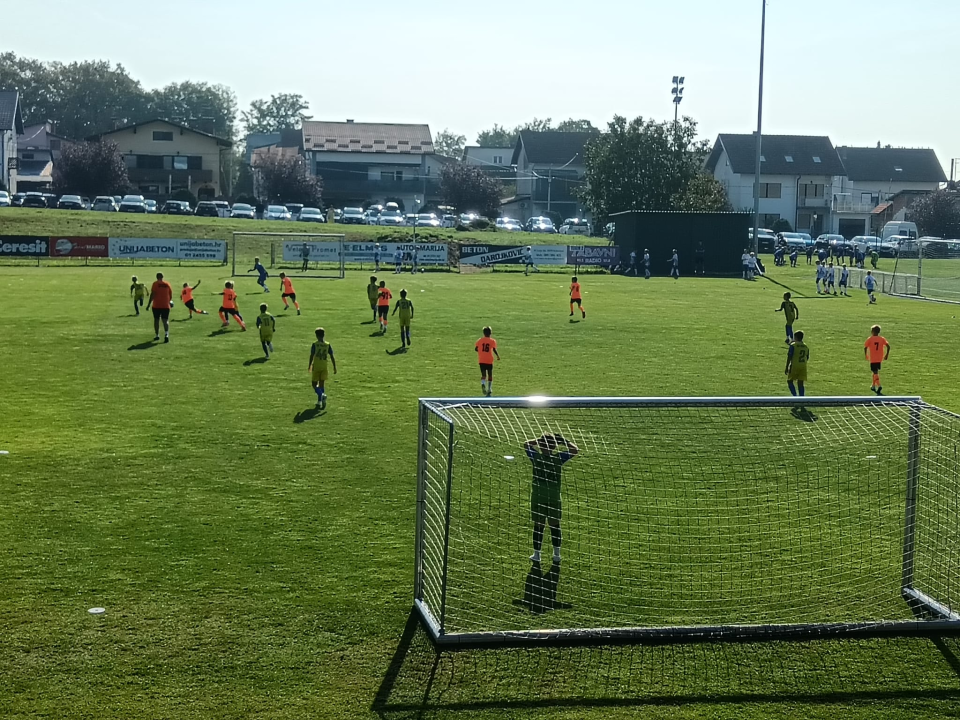 Tići Šibenika dobro igrali na turniru u Dugom Selu, jedan udarac koštao ih četvrtfinala