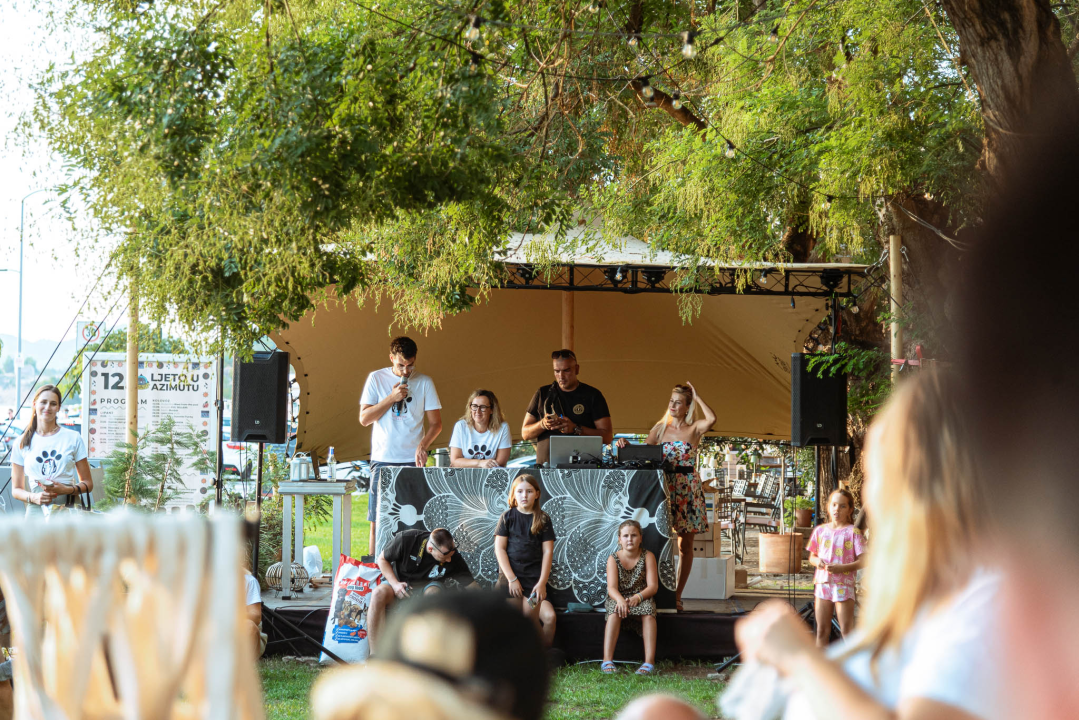 Šibenske šape rođendan proslavile izložbom pasa, tombolom i kvizom