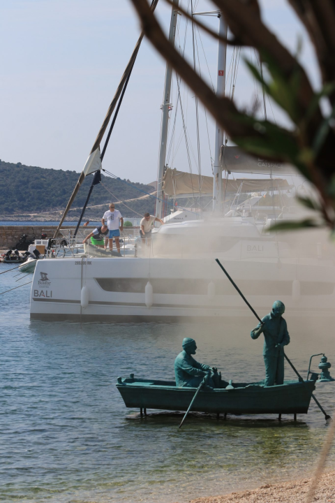 Gotov očevid u Primoštenu: Šteta na katamaranu nakon požara pola milijuna eura