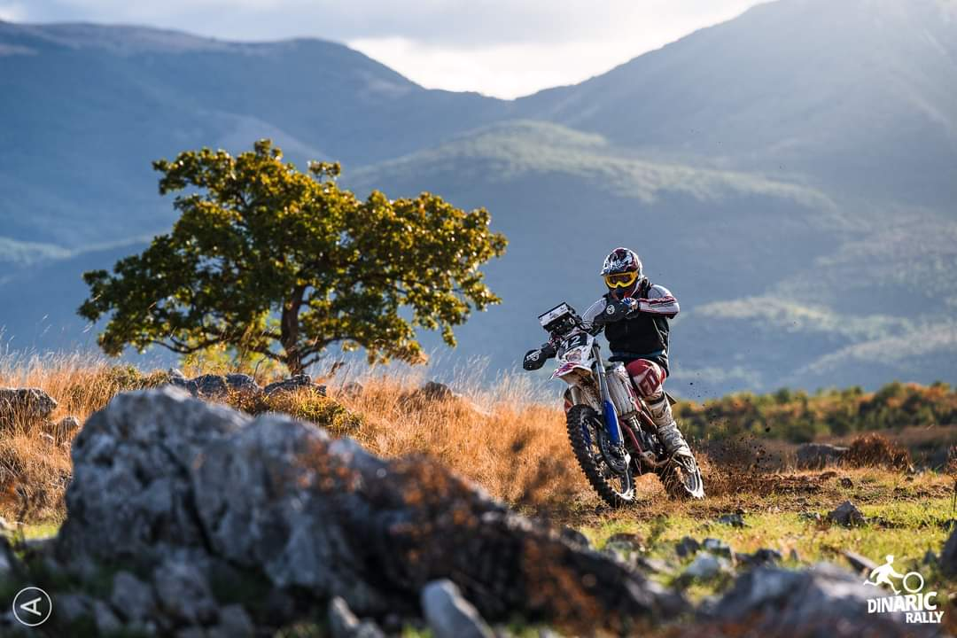 Brzi i žestoki: 'Dinaric Rally' u Knin privukao stotinjak vozača iz cijelog svijeta