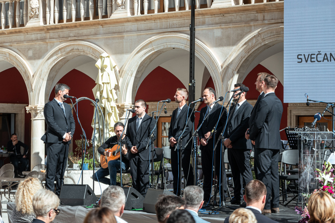 Ivica Tucak dobio nagradu za životno djelo Grada Šibenika: 'Ovo puno znači'