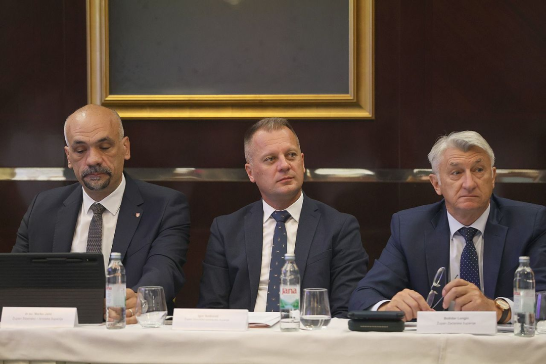 Župan Jelić na jubilarnoj sjednici Izvršnog odbora Hrvatske zajednice županija u Solinu