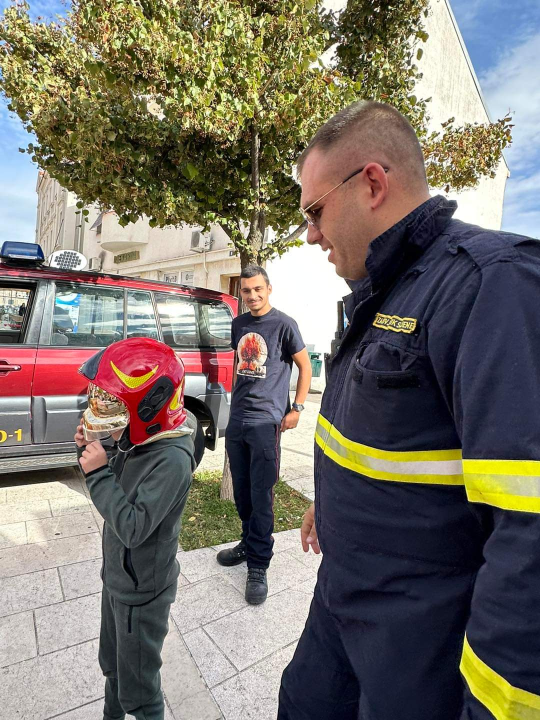 U punoj spremi održana smotra operativnih snaga civilne zaštite Grada Drniša