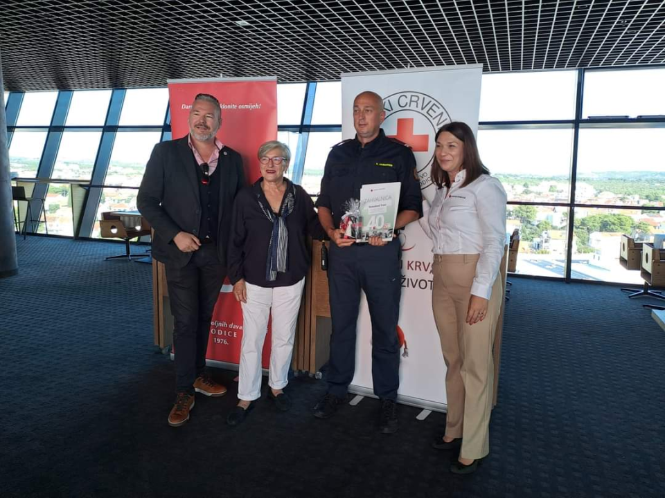 Vodičani Robert Pašara i Slavko Minčić po sto puta darovali krv