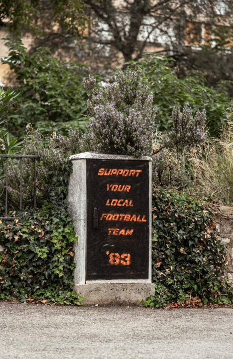 Šibenik diše narančasto: Kvartovi postaju galerije za navijačku umjetnost