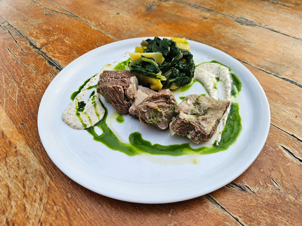 Uživajte u domaćoj spizi i blagdanskoj atmosferi Bistroa Pasarela!