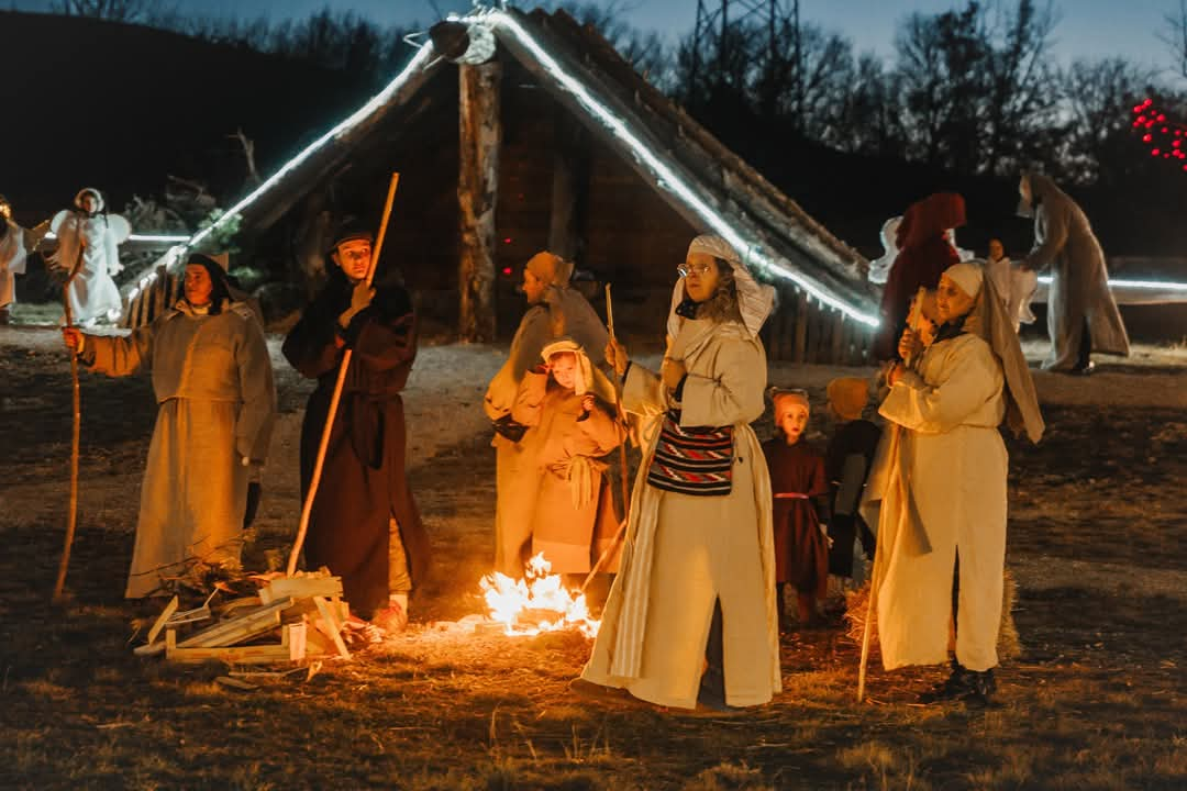 U Čavoglavama uprizorene žive jaslice. Pogledajte kako je bilo