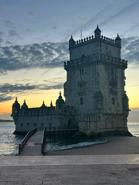 Studijsko putovanje: Šibenski budući medicinski, laboratorijski i farmaceutski tehničari  dva tjedna usvajali znanja u Portugalu