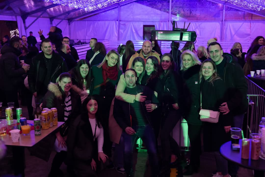 Krcato u šatoru: Adi Šoše oduševio Kninjane na Kraljevskom adventu